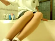 Masturbazione della ragazza di Taiwan in bagno