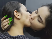 Lesbiche baci profondi