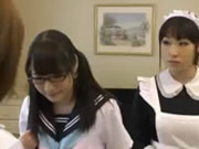 Japan Nerdy Schoolragazza seduce l'insegnante lesbica
